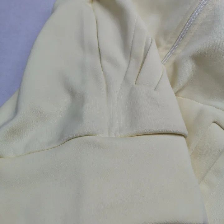 Comme des Garcons Comme des Garçons Play Ivory Hooded Zip Sweatshirt 0079 Size S / US 4 / IT 40 - 12 Thumbnail
