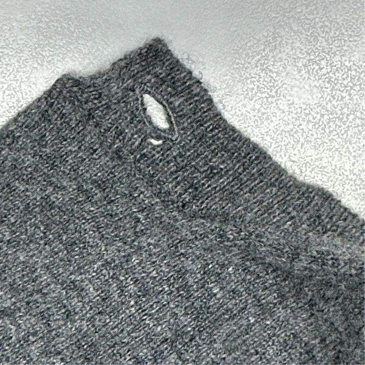 Comme des Garcons Comme des Garçons Play Gray Knit Cardigan with Heart 0079 Size M / US 6-8 / IT 42-44 - 4 Thumbnail