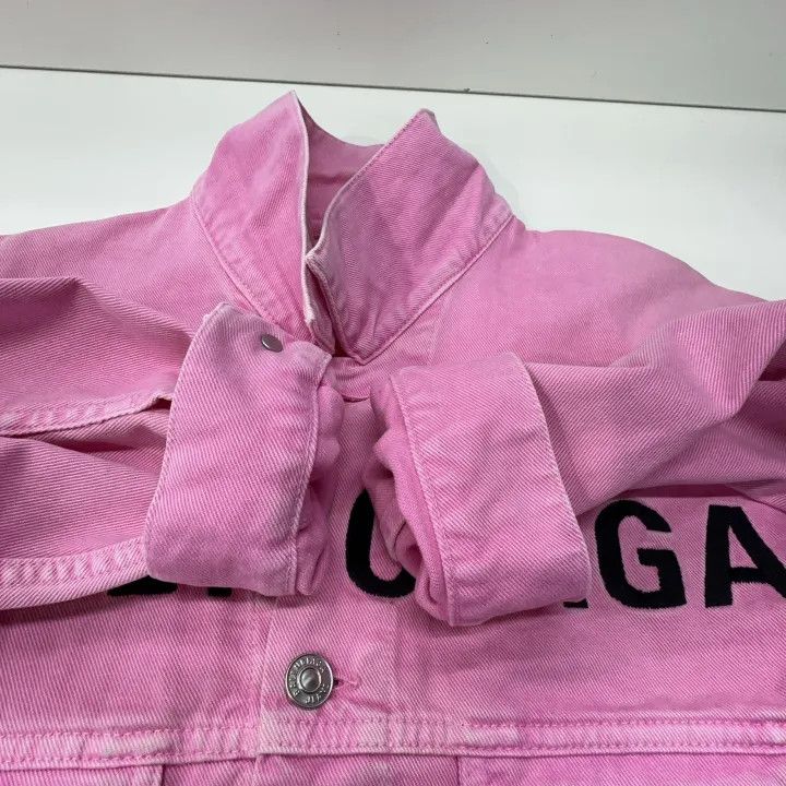 Balenciaga Balenciaga Pink Logo Denim Jacket for Women 0079 Size XS / US 0-2 / IT 36-38 - 9 Thumbnail