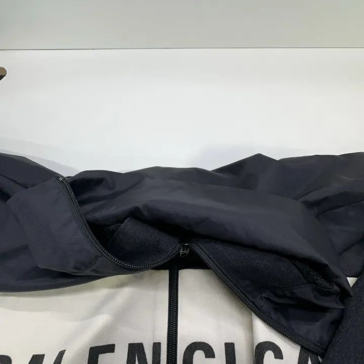 Balenciaga Balenciaga FW21 Large Logo Printed Jacket 0079 Size XS / US 0-2 / IT 36-38 - 7 Thumbnail