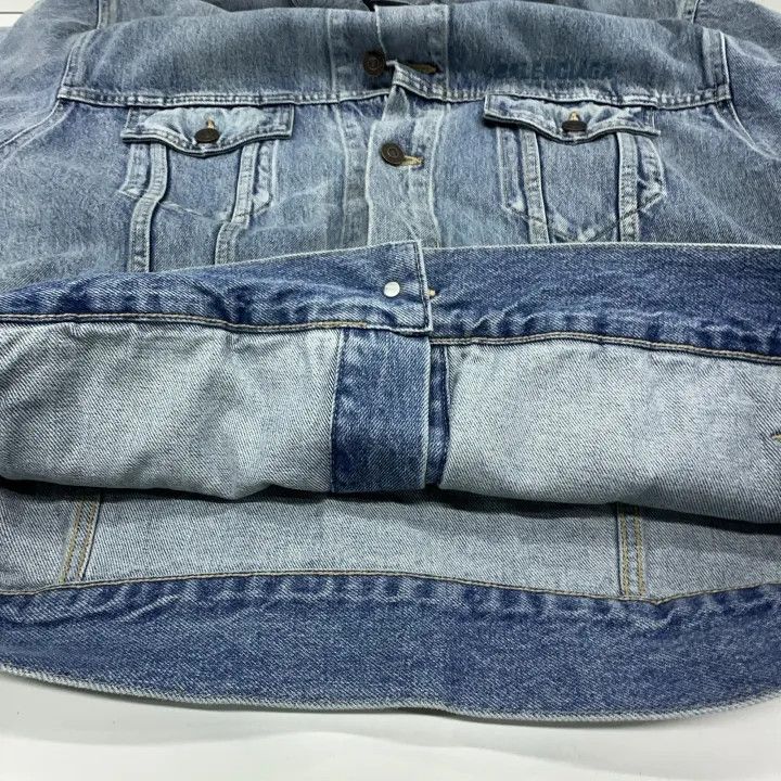 Balenciaga Balenciaga Denim Jacket with Wash Effect 0079 Size XS / US 0-2 / IT 36-38 - 7 Thumbnail