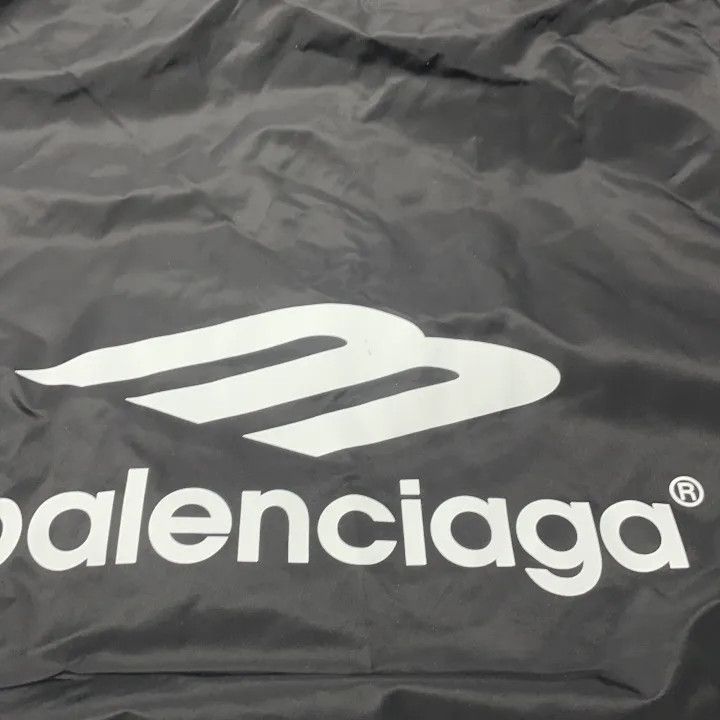 Balenciaga Balenciaga SS22 Logo Print Zip Jacket for Women 0079 Size L / US 10 / IT 46 - 9 Thumbnail