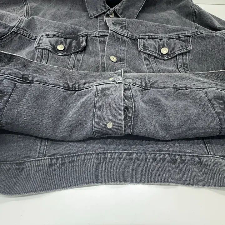 Balenciaga Balenciaga FW21 Heart Pattern Denim Jacket 0079 Size S / US 4 / IT 40 - 9 Thumbnail
