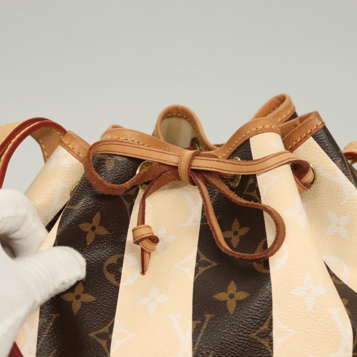 Louis Vuitton Louis Vuitton Petit Noé shoulder Size ONE SIZE - 15 Thumbnail