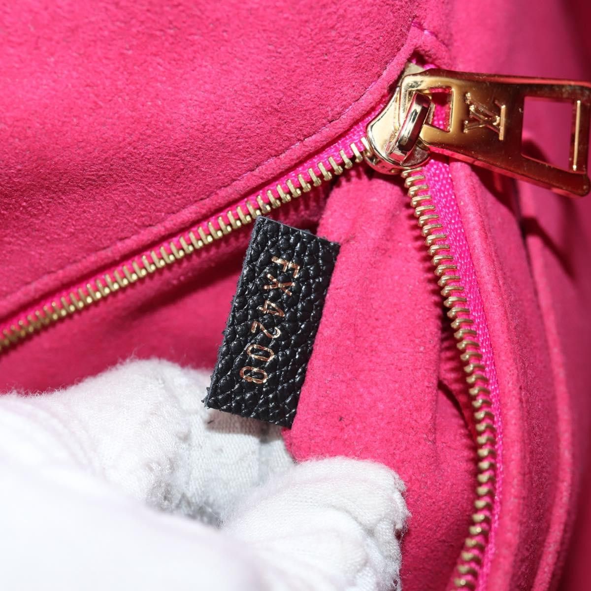 Louis Vuitton Louis Vuitton On The Go tote Size ONE SIZE - 13 Thumbnail