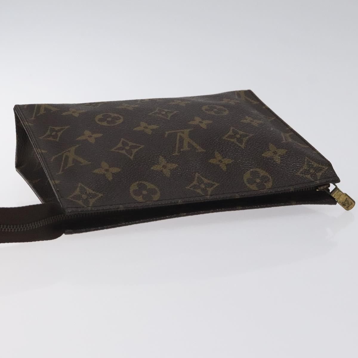 Louis Vuitton Louis Vuitton Trousse de Toilette clutch Size ONE SIZE - 12 Thumbnail