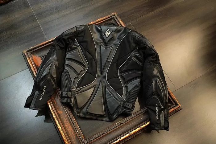 Kadoya stylish black motorcycle jacket with armor Size US S / EU 44-46 / 1 - 9 Thumbnail