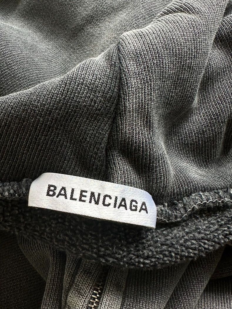 Balenciaga oversized distressed Balenciaga hoodie sweatshirt Size US M / EU 48-50 / 2 - 6 Thumbnail