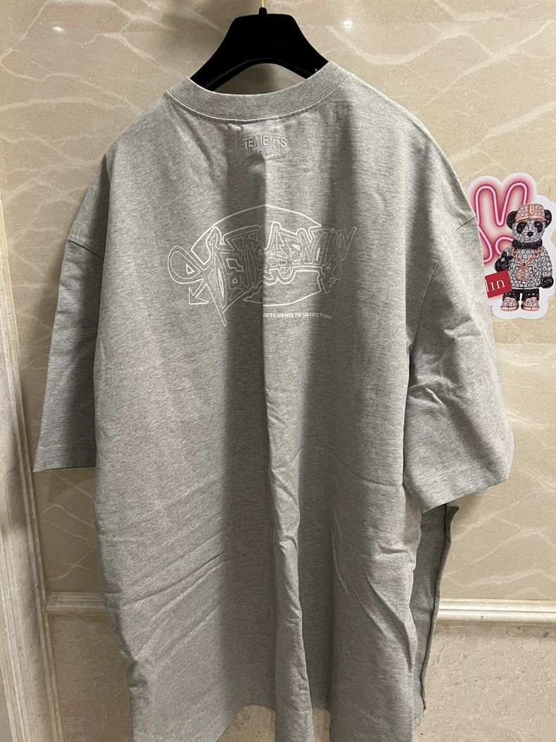 Vetements Vetements Gray Short Sleeve T-Shirt Size S Size US S / EU 44-46 / 1 - 2 Thumbnail
