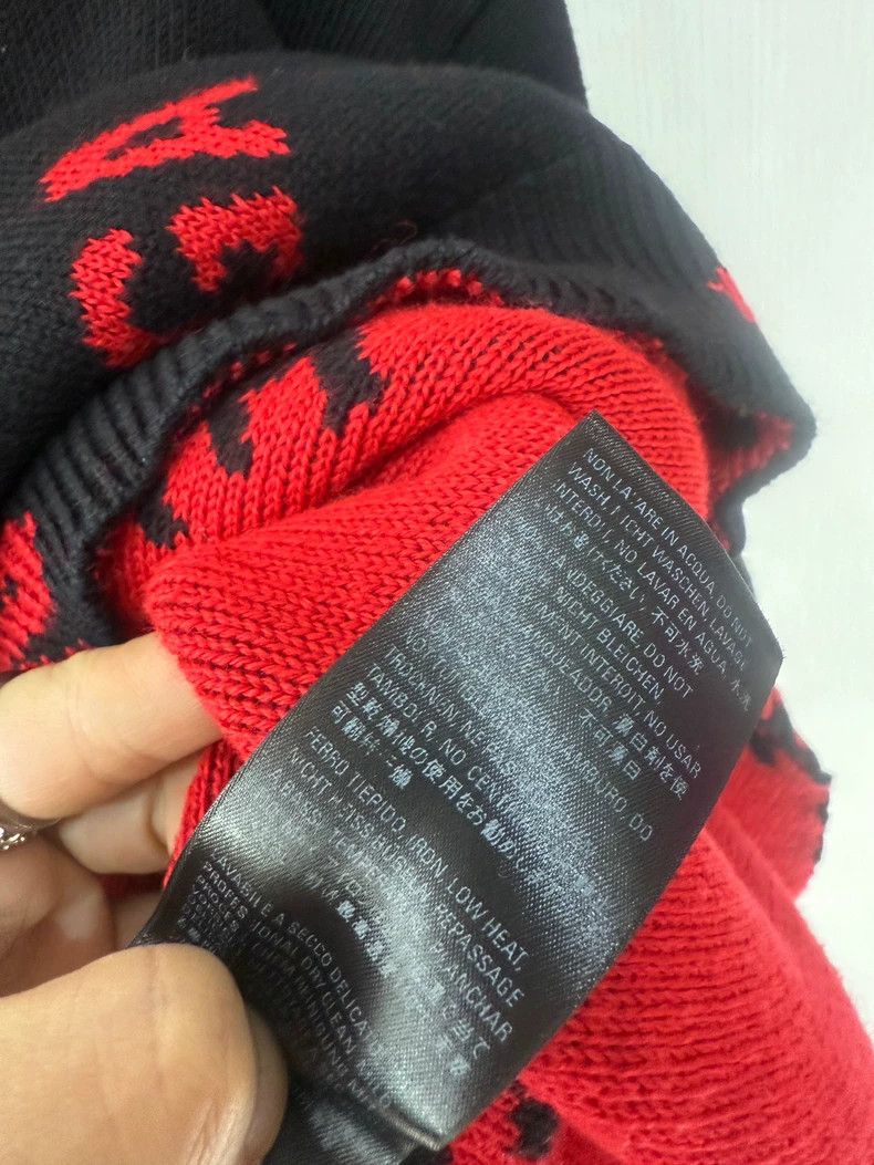 Balenciaga balenciaga black red logo sweater Size US M / EU 48-50 / 2 - 5 Thumbnail