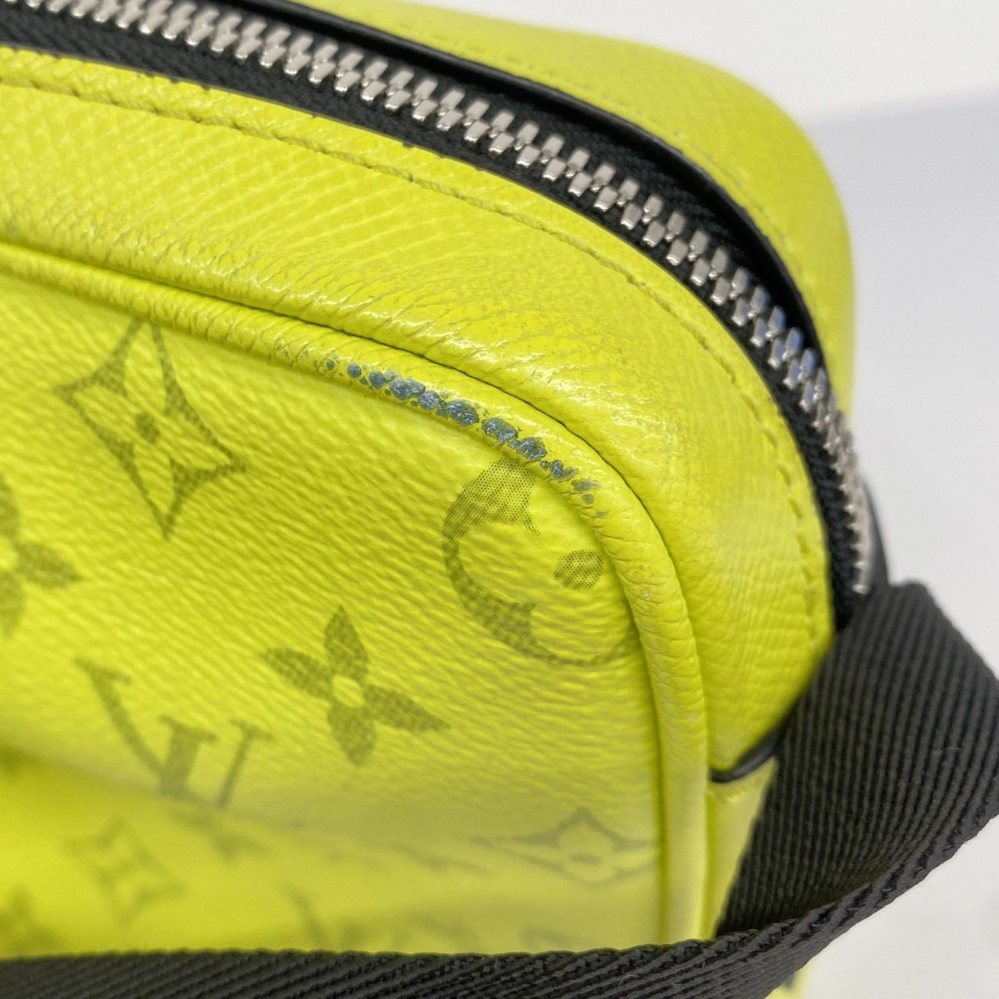 Louis Vuitton Louis Vuitton Outdoor shoulder Size ONE SIZE - 6 Thumbnail