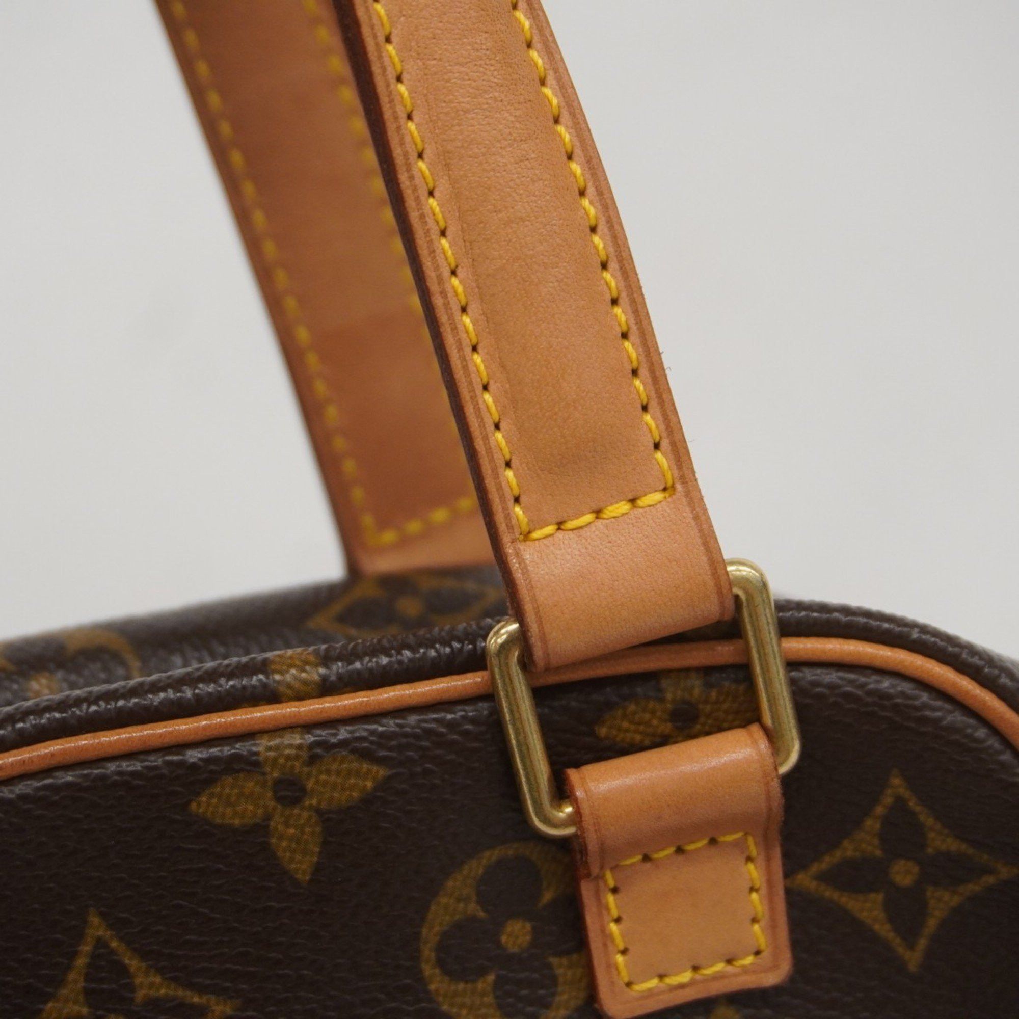 Louis Vuitton Louis Vuitton Excentri cité handbag Size ONE SIZE - 13 Thumbnail