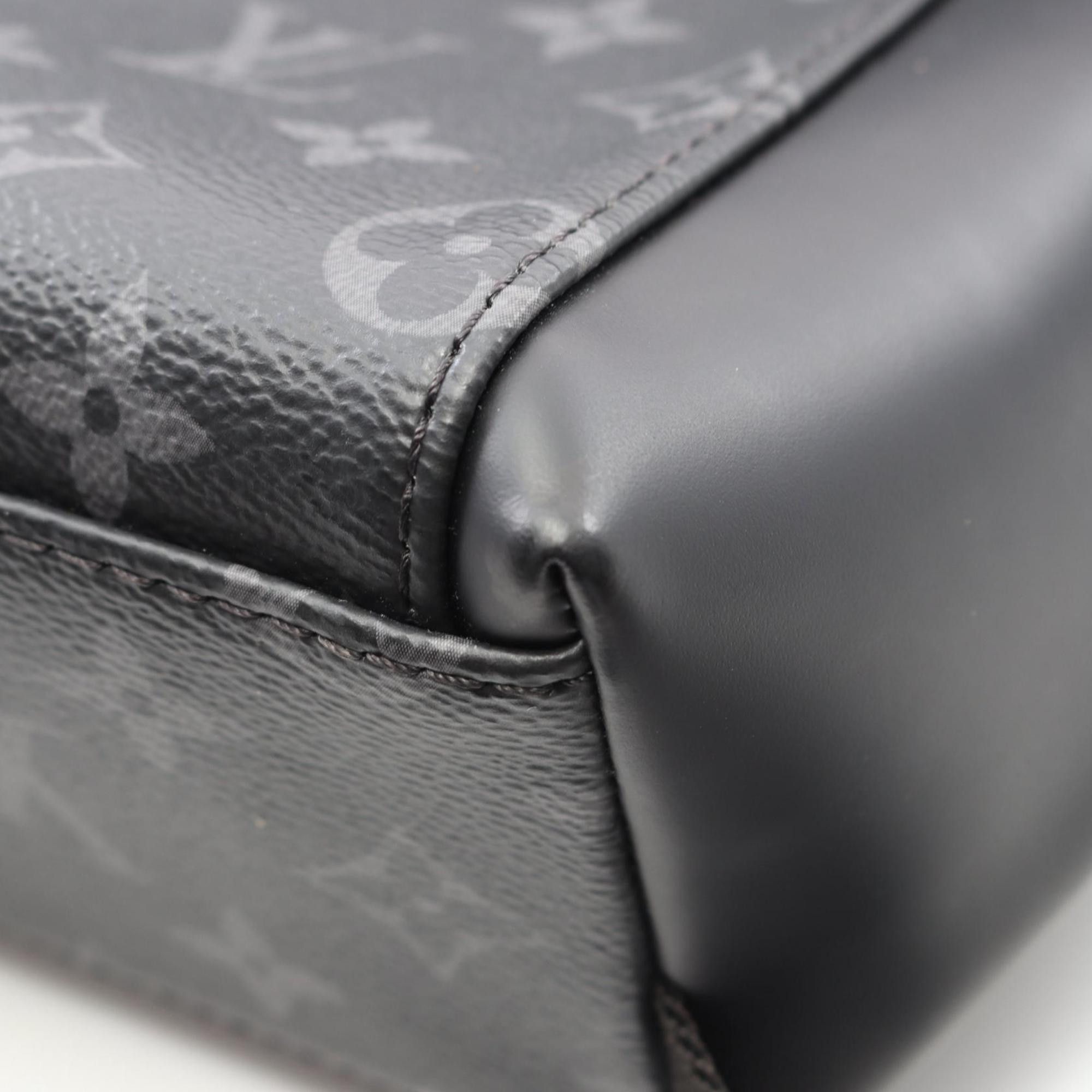 Louis Vuitton Louis Vuitton Messenger voyager shoulder Size ONE SIZE - 4 Thumbnail