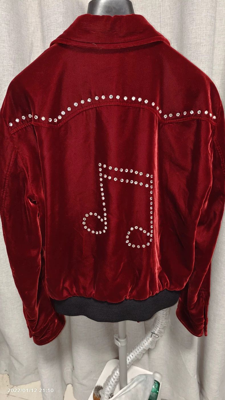 Saint Laurent Paris saint laurent red velvet musical note jacket Size US L / EU 52-54 / 3 - 3 Thumbnail