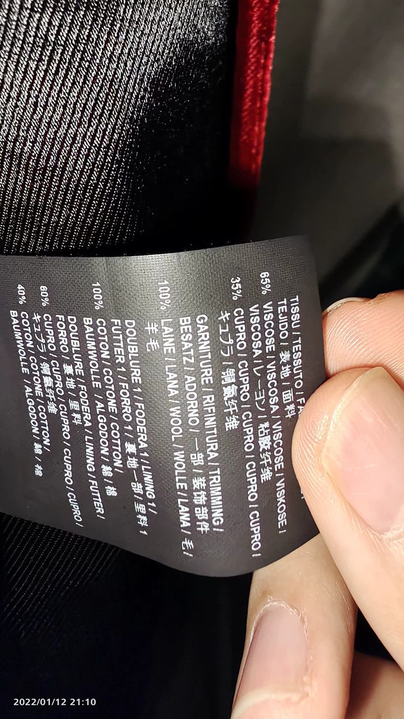 Saint Laurent Paris saint laurent red velvet musical note jacket Size US L / EU 52-54 / 3 - 5 Thumbnail