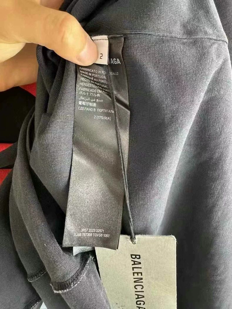 Balenciaga Balenciaga Black T-Shirt with Red Logo Size US M / EU 48-50 / 2 - 5 Thumbnail