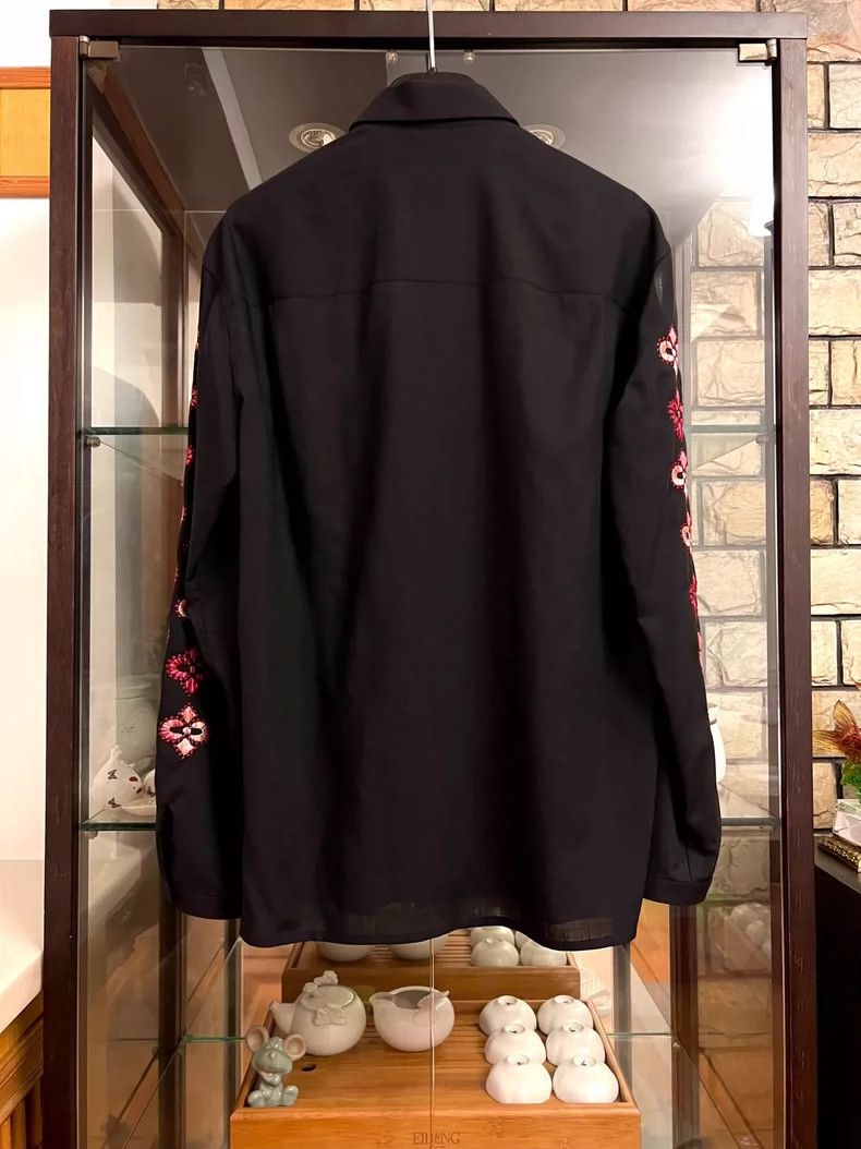 Saint Laurent Paris black wool shirt with cherry blossom embroidery Size US S / EU 44-46 / 1 - 5 Thumbnail