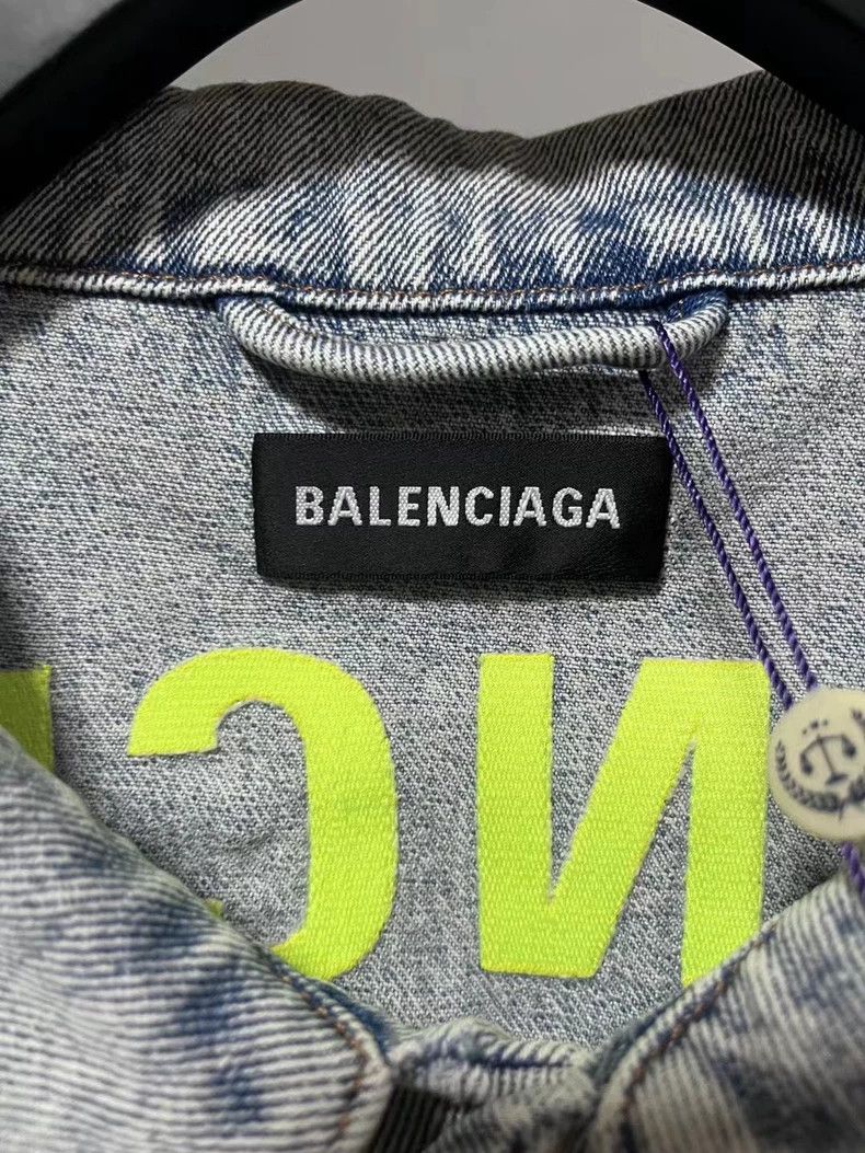 Balenciaga balenciaga denim jacket with logo back Size US L / EU 52-54 / 3 - 3 Thumbnail