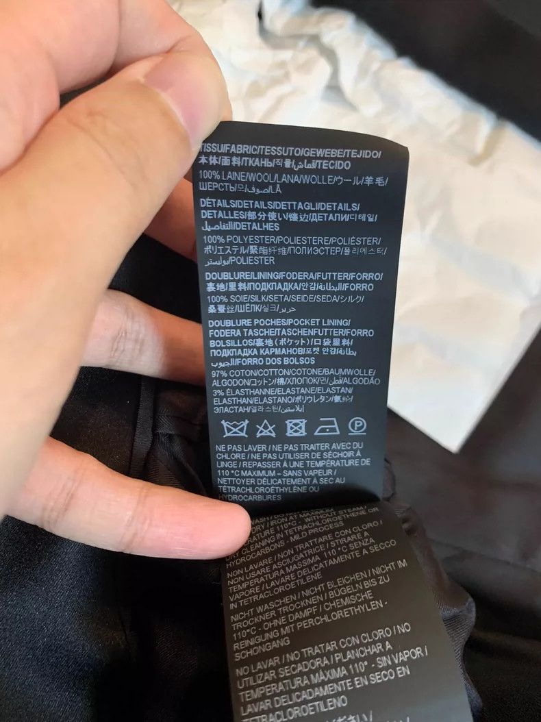 Yves Saint Laurent saint laurent black smoking jacket Size US M / EU 48-50 / 2 - 5 Thumbnail
