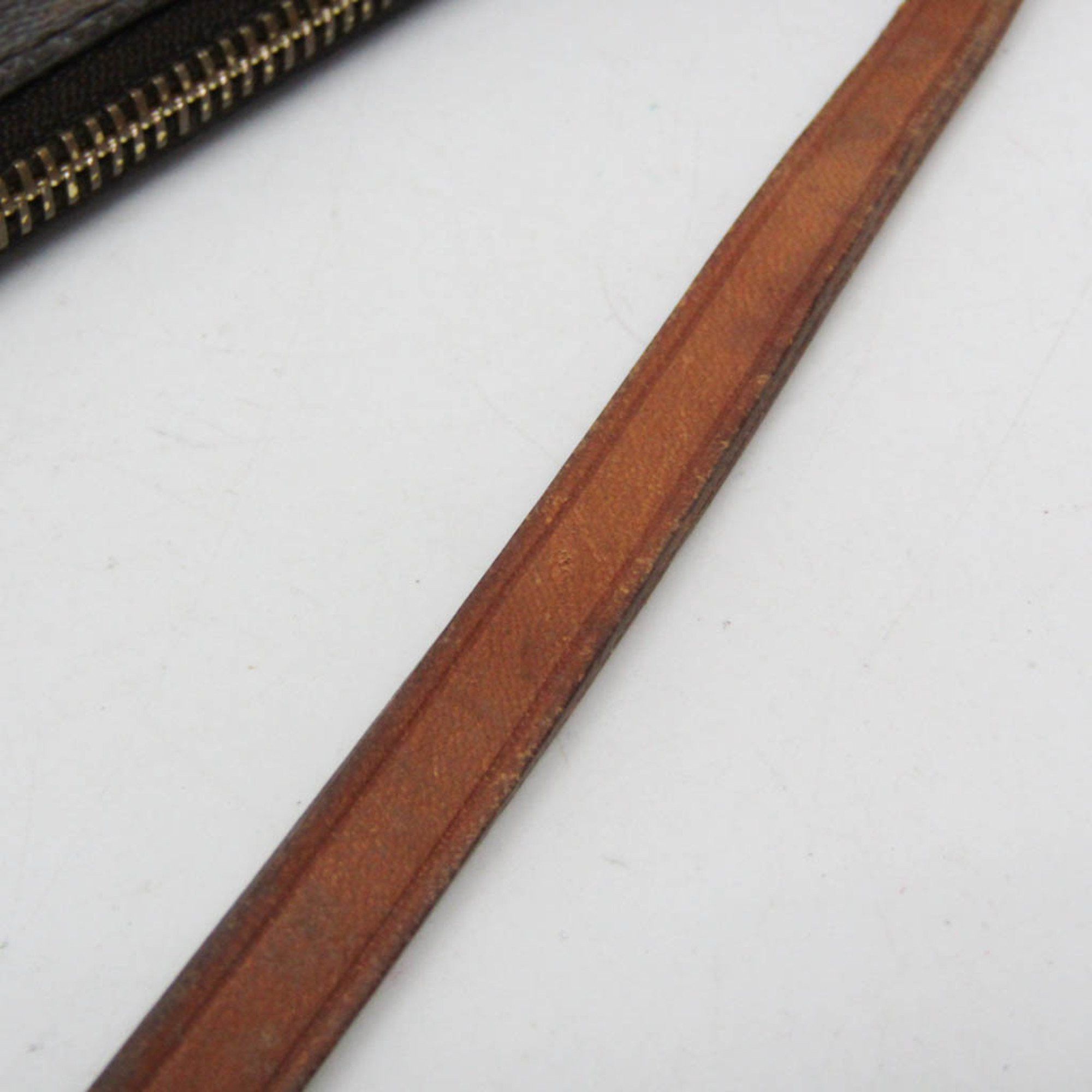 Louis Vuitton Louis Vuitton Pochette Accessoire clutch Size ONE SIZE - 3 Thumbnail