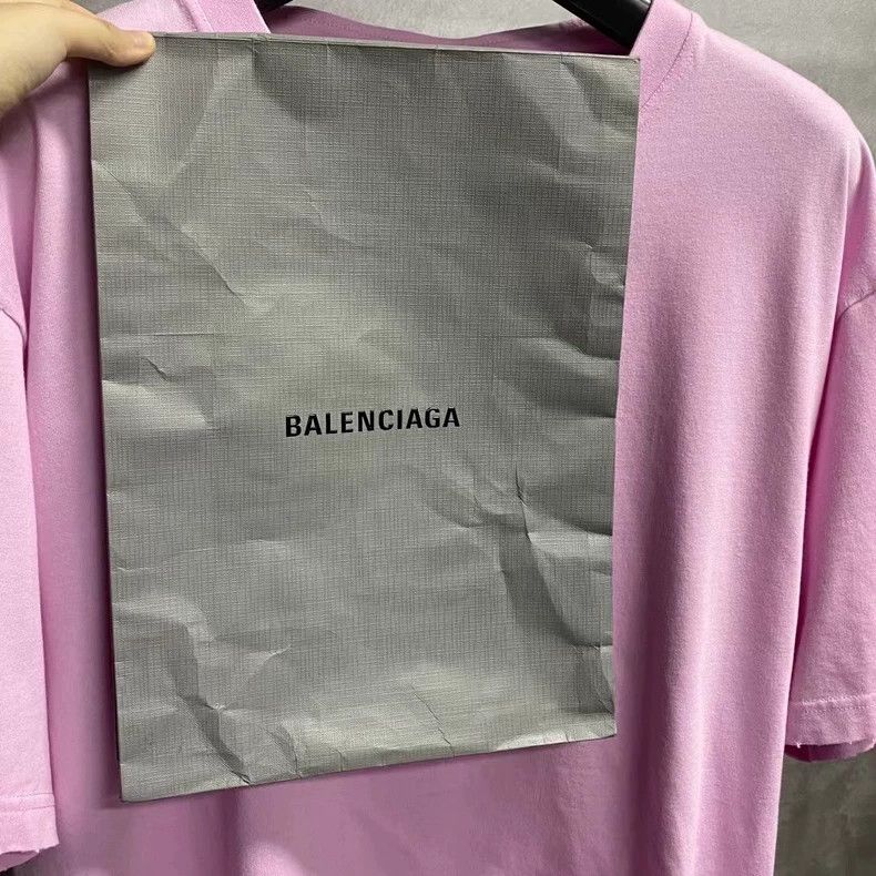 Balenciaga pink heart logo short sleeve t-shirt Size US S / EU 44-46 / 1 - 4 Thumbnail