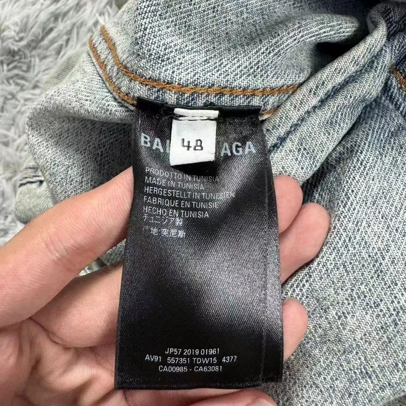Balenciaga balenciaga light blue denim jacket with logo Size US L / EU 52-54 / 3 - 6 Thumbnail