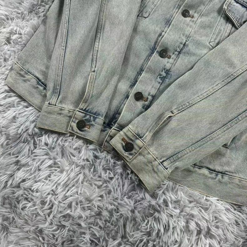 Balenciaga balenciaga light blue denim jacket with logo Size US L / EU 52-54 / 3 - 3 Thumbnail