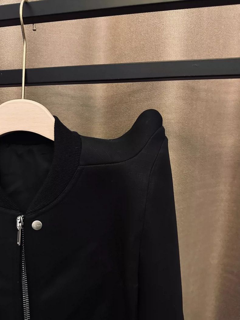 Rick Owens rick owens unique shoulder bomber jacket Size US L / EU 52-54 / 3 - 3 Thumbnail
