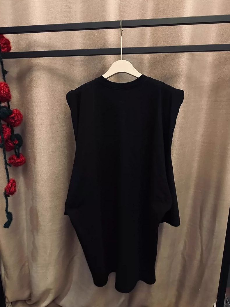 Rick Owens rick owens black oversized shoulder t-shirt Size US L / EU 52-54 / 3 - 2 Thumbnail