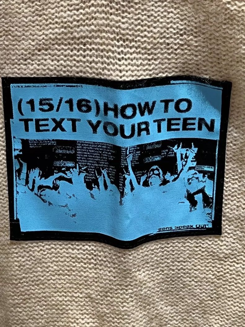Raf Simons oversized beige sweater with patches Size US L / EU 52-54 / 3 - 4 Thumbnail