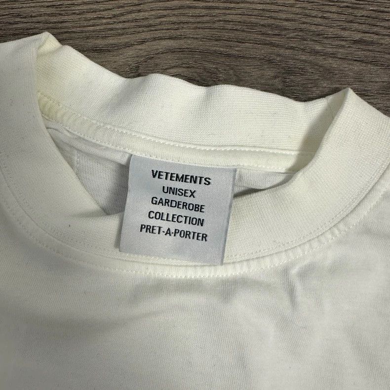 Vetements vetements ss21 logo short sleeve t-shirt Size US S / EU 44-46 / 1 - 4 Thumbnail