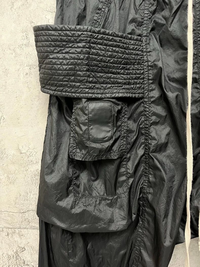 Rick Owens rick owens black cargo pants size medium Size US 30 / EU 46 - 2 Thumbnail