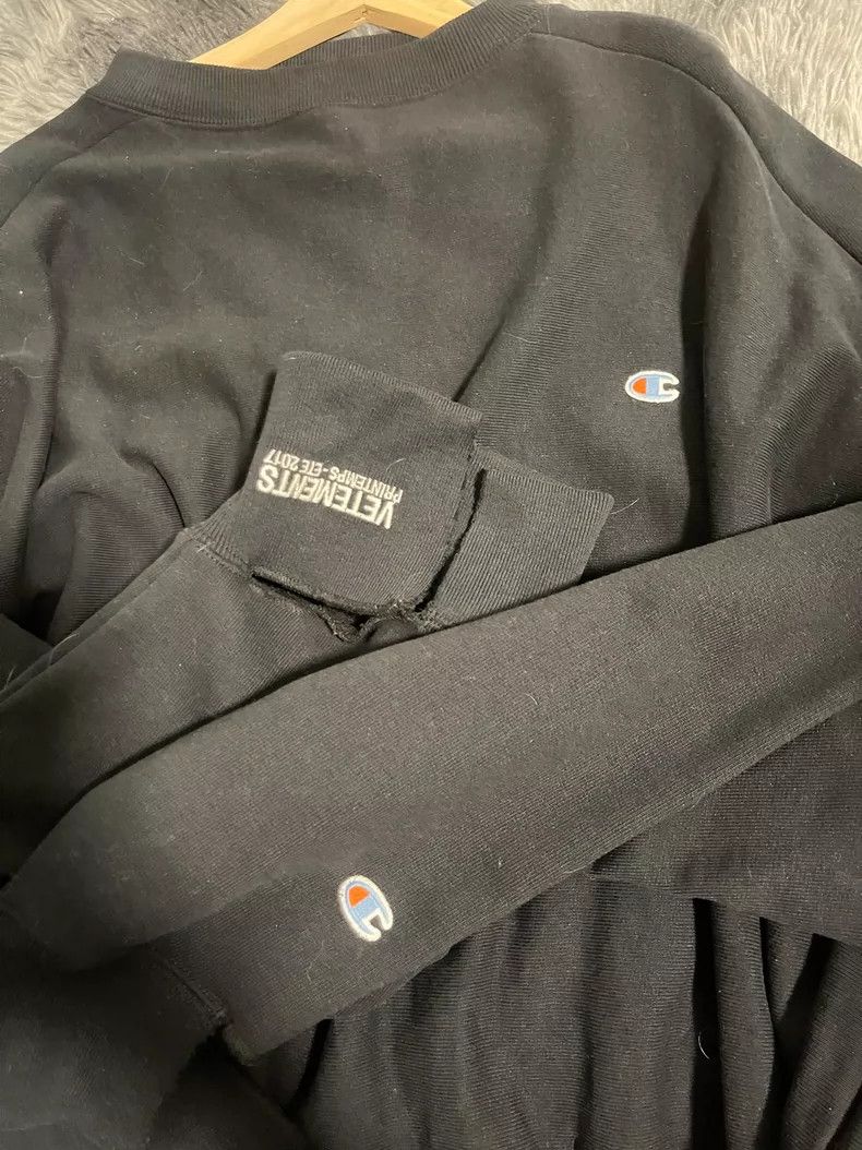 Vetements vetements champion collaboration sweatshirt Size US S / EU 44-46 / 1 - 3 Thumbnail