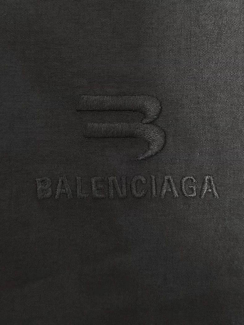 Balenciaga balenciaga oversized black padded jacket Size US M / EU 48-50 / 2 - 3 Thumbnail