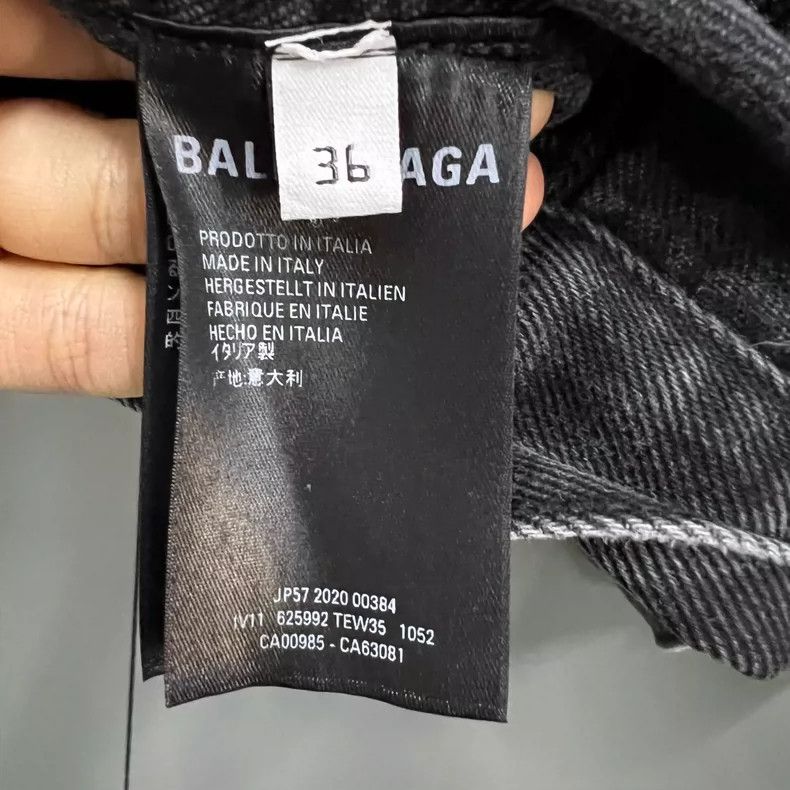 Balenciaga gray floral print denim jacket Size US S / EU 44-46 / 1 - 5 Thumbnail