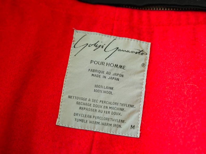 Yohji Yamamoto removable shoulder coat by yohji yamamoto Size US M / EU 48-50 / 2 - 7 Thumbnail