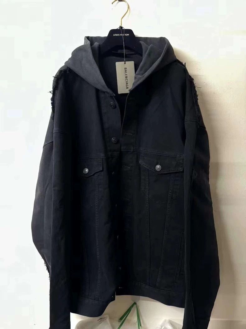 Balenciaga balenciaga hooded denim jacket north america exclusive Size US XL / EU 56 / 4 - 2 Thumbnail