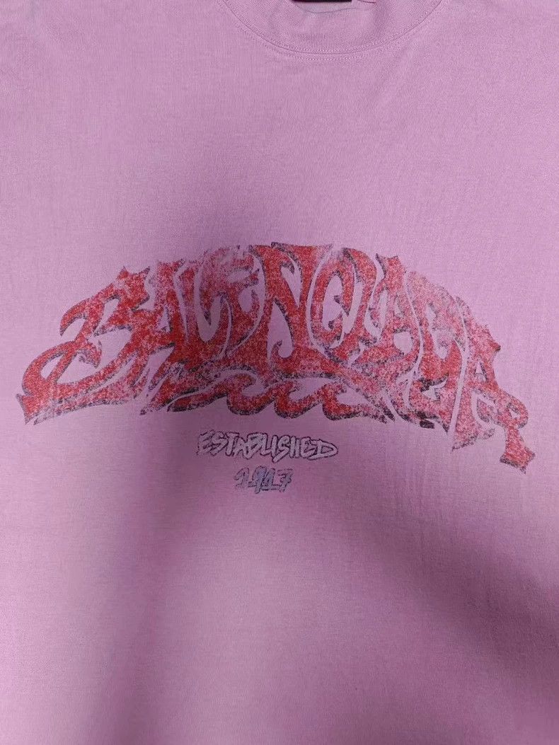 Balenciaga balenciaga pink graphic oversized short sleeve t-shirt Size US S / EU 44-46 / 1 - 5 Thumbnail