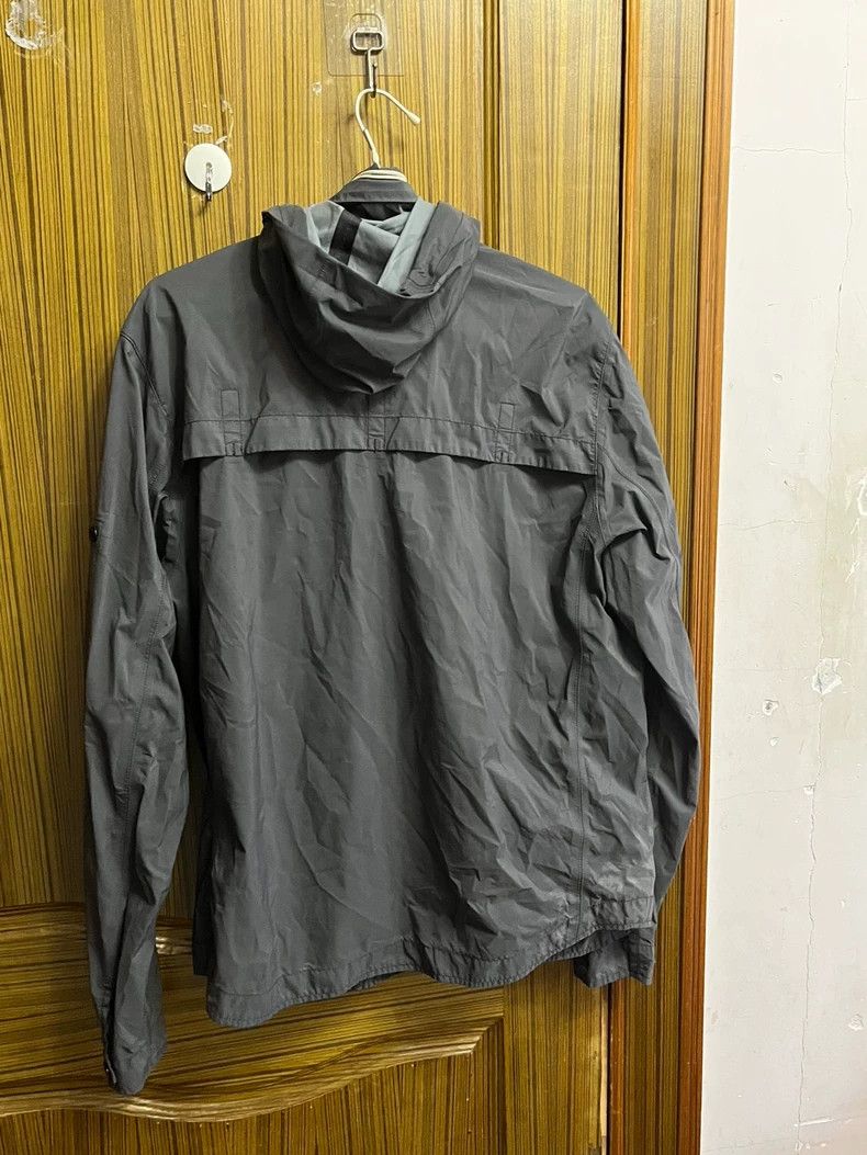 Stone Island stone island grey nylon windbreaker jacket 0079 yq Size US L / EU 52-54 / 3 - 3 Thumbnail
