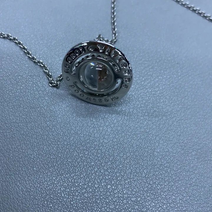 Vivienne Westwood Vivienne Westwood Brass Saturn Necklace for Couples 0079 Size ONE SIZE - 5 Thumbnail