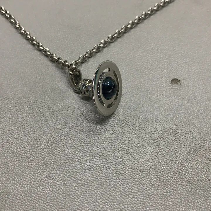 Vivienne Westwood Vivienne Westwood Brass Planet Pendant Necklace 0079 Size ONE SIZE - 5 Thumbnail