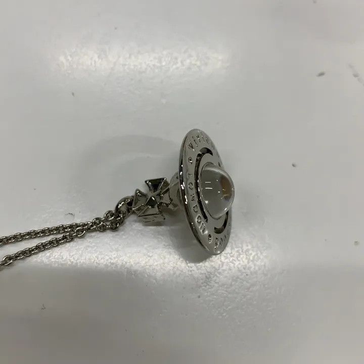 Vivienne Westwood Vivienne Westwood Pina Brass Saturn Necklace 0079 Size ONE SIZE - 2 Thumbnail