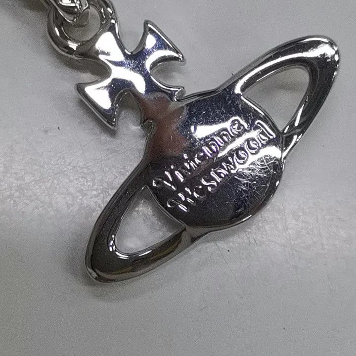 Vivienne Westwood Vivienne Westwood Brass Saturn Necklace in Silver 0079 Size ONE SIZE - 2 Thumbnail