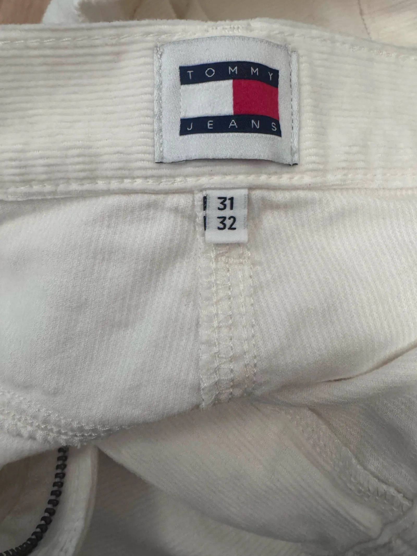 Tommy Hilfiger Tommy Hilfiger TJW CLAIRE FINE CORD PANT Pants Size 31" - 2 Thumbnail