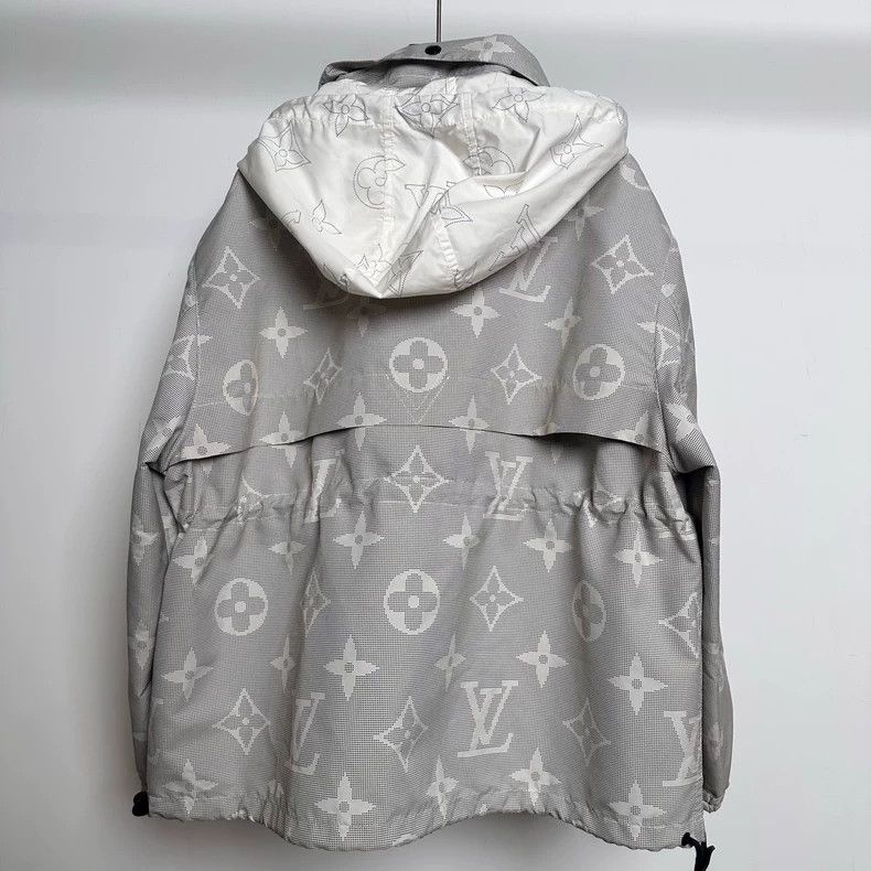 Louis Vuitton louis vuitton gray and white printed jacket Size US L / EU 52-54 / 3 - 3 Thumbnail