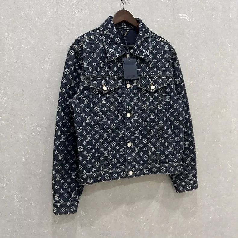Louis Vuitton louis vuitton denim jacket with logo pattern Size US L / EU 52-54 / 3 - 4 Thumbnail