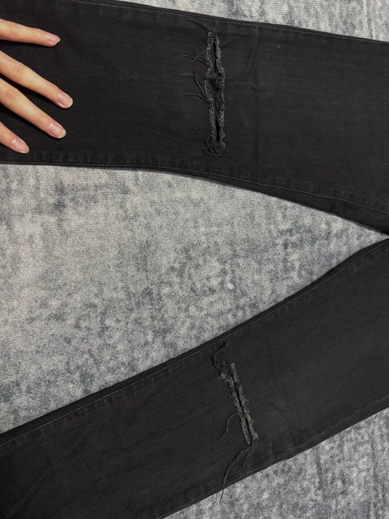 Saint Laurent Paris saint laurent ripped black denim pants Size US 32 / EU 48 - 4 Thumbnail
