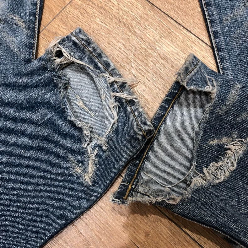 Saint Laurent Paris saint laurent distressed denim jeans size 29 Size US 29 - 2 Thumbnail