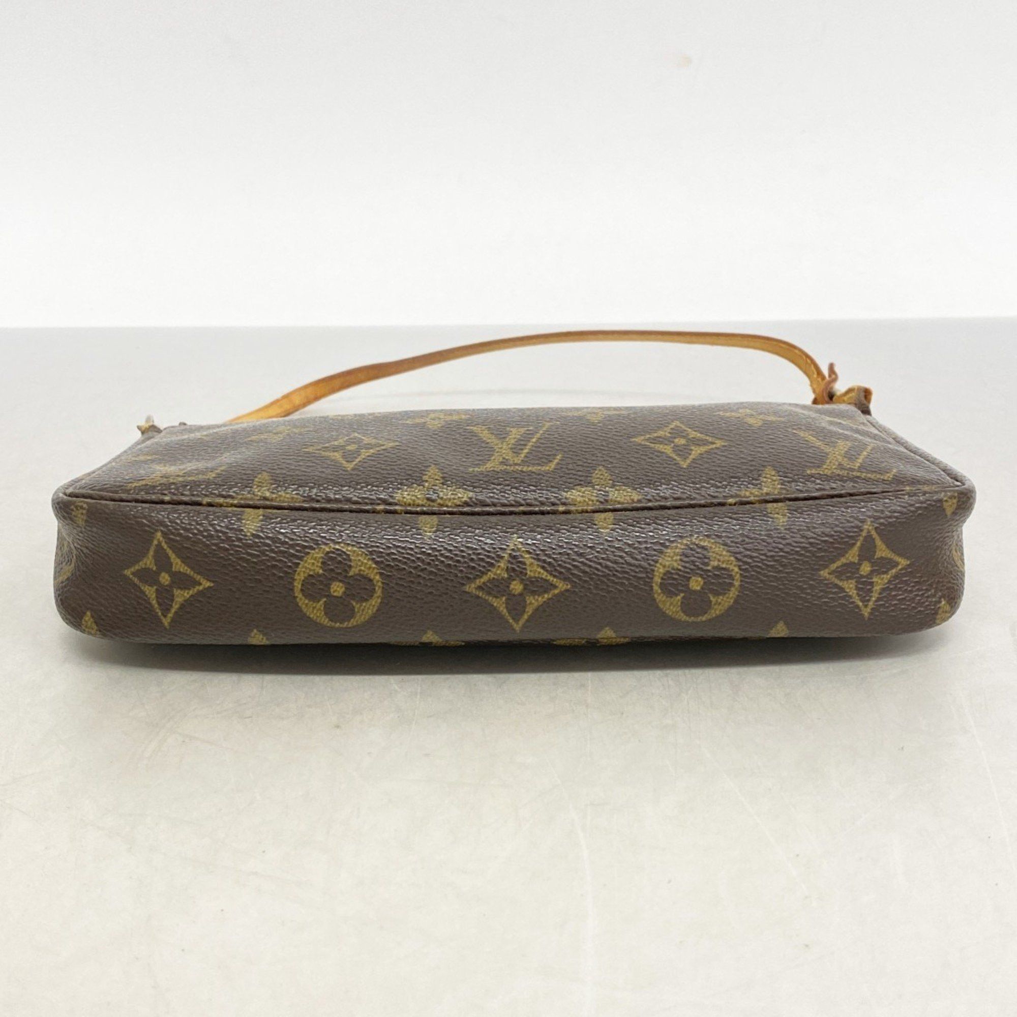 Louis Vuitton Louis Vuitton Pochette Accessoire clutch Size ONE SIZE - 5 Thumbnail