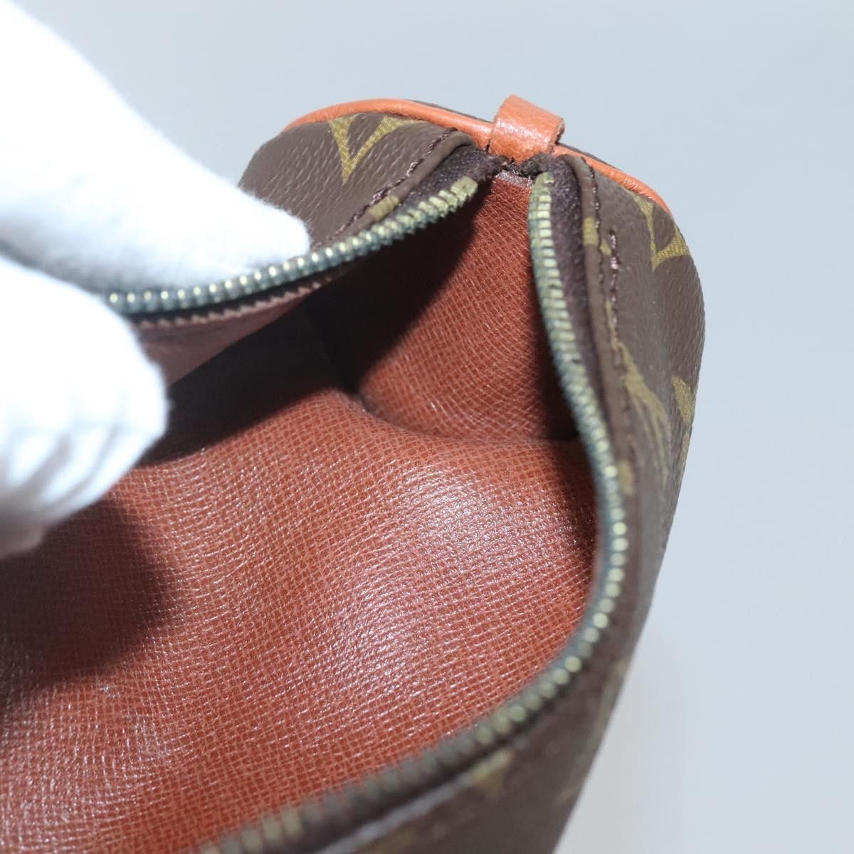 Louis Vuitton Louis Vuitton Mini baby papillon clutch Size ONE SIZE - 16 Thumbnail